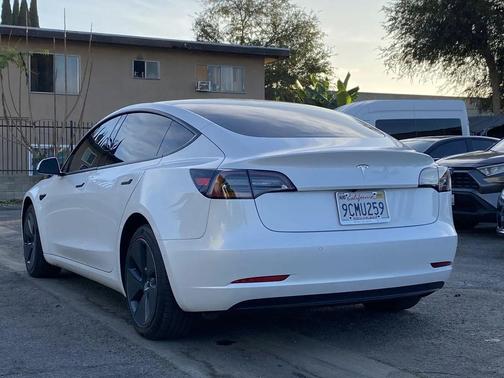 2022 Tesla Model 3 Standard Range