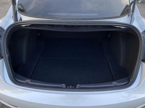 2022 Tesla Model 3 Standard Range