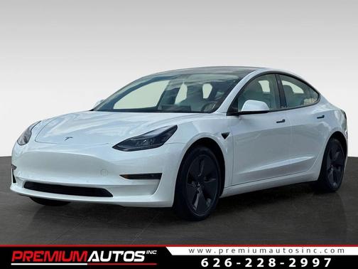 2022 Tesla Model 3 Standard Range