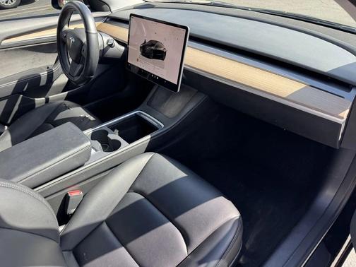 2023 Tesla Model 3 Standard Range