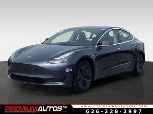 Midnight Silver Metallic 2018 Tesla Model 3 Long Range