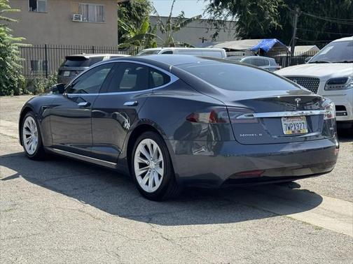 2016 Tesla Model S 75D