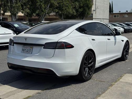 2022 Tesla Model S Base