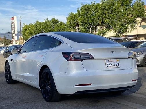2020 Tesla Model 3 Standard Range
