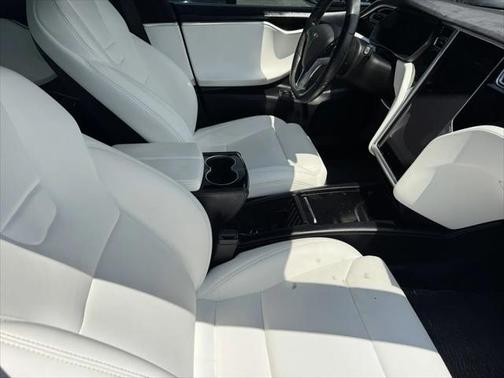 2017 Tesla Model S 90D