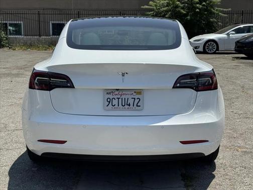 2022 Tesla Model 3 Standard Range