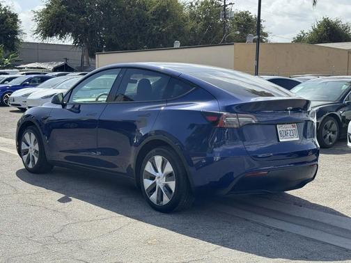 2021 Tesla Model Y Long Range Dual Motor All-Wheel Drive