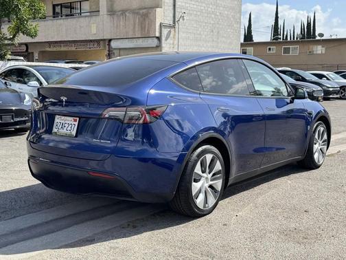 2021 Tesla Model Y Long Range Dual Motor All-Wheel Drive