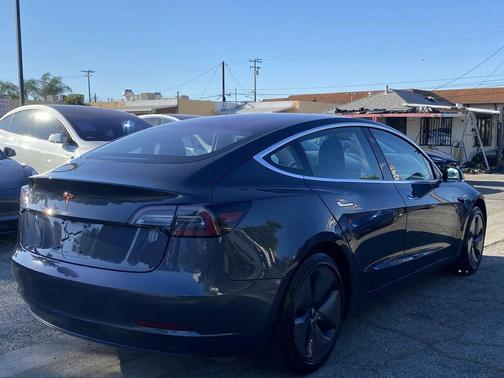 2017 Tesla Model 3 Long Range