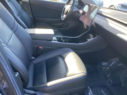 2017 Tesla Model 3 Long Range