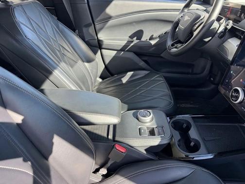 2023 Ford Mustang Mach-E Select