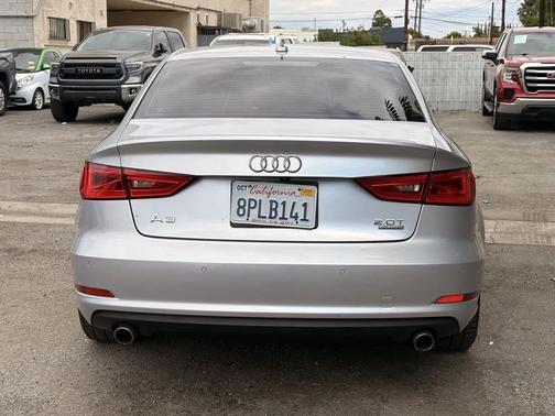 Florett Silver Metallic 2016 Audi A3 2.0T Premium Plus