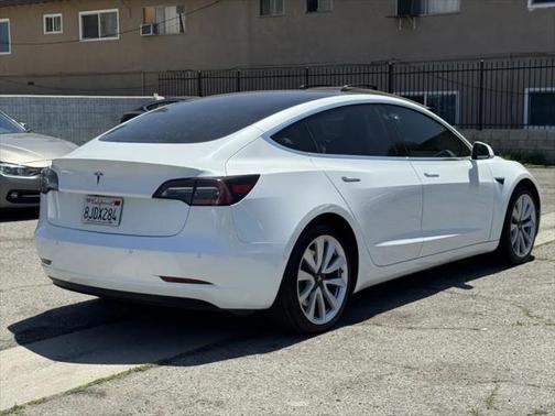 2019 Tesla Model 3 Mid Range