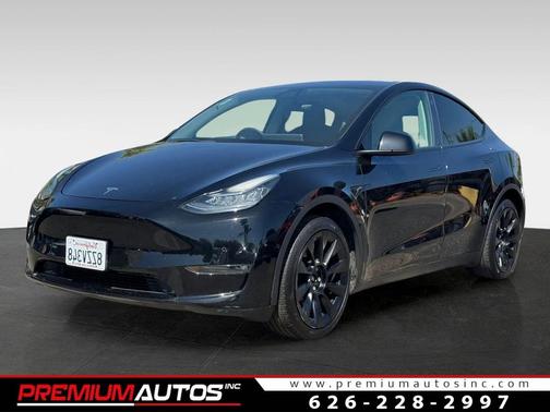 2022 Tesla Model Y Long Range Dual Motor All-Wheel Drive