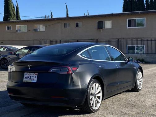 2018 Tesla Model 3 Mid Range
