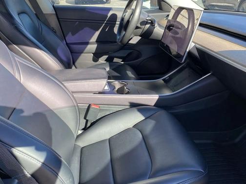 2018 Tesla Model 3 Mid Range