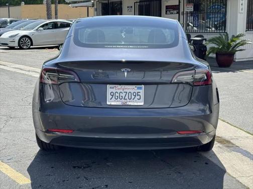 2022 Tesla Model 3 Standard Range
