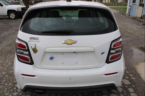 2020 Chevrolet Sonic FWD Hatchback 1FL 5-Door