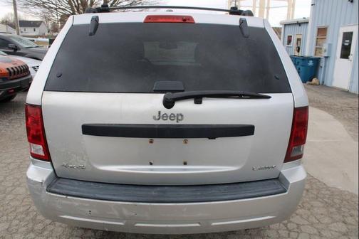 2005 Jeep Grand Cherokee Laredo