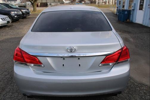 2011 Toyota Avalon Limited