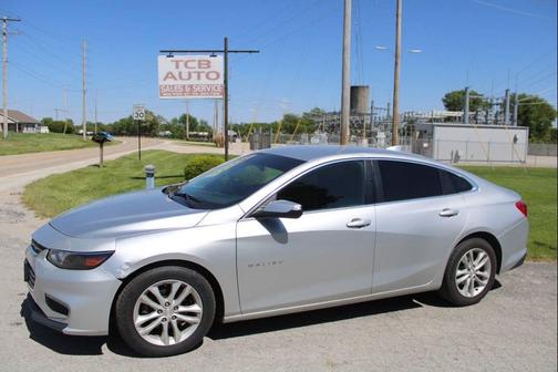Silver Ice Metallic 2018 Chevrolet Malibu LT