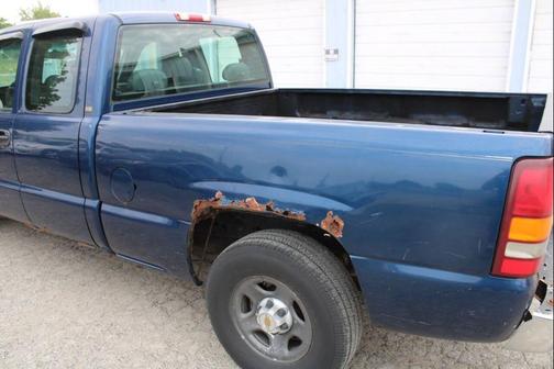 2002 Chevrolet Silverado 1500 Base