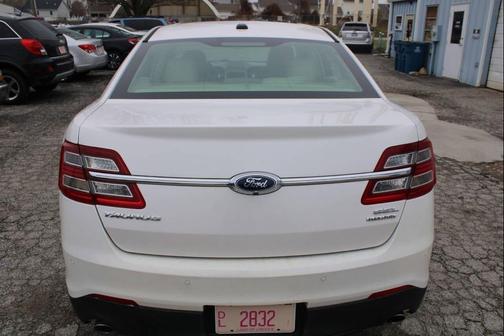 2014 Ford Taurus SEL 4dr Sedan