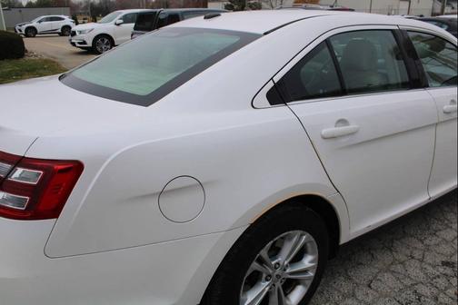 2014 Ford Taurus SEL 4dr Sedan