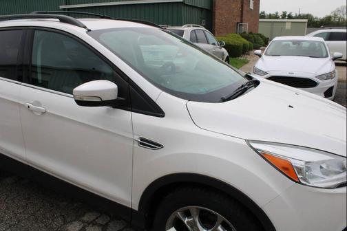White Platinum Tricoat 2013 Ford Escape SEL