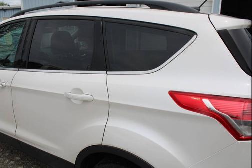 White Platinum Tricoat 2013 Ford Escape SEL