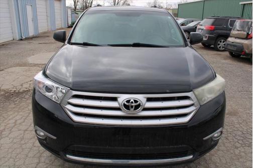 2012 Toyota Highlander SE