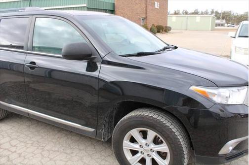 2012 Toyota Highlander SE