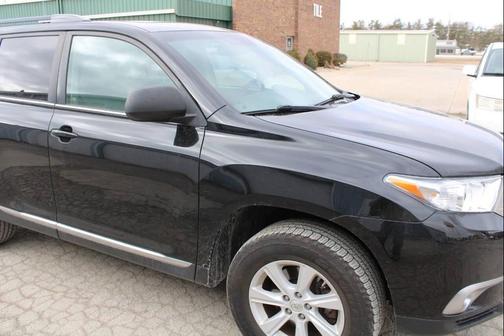 2012 Toyota Highlander SE