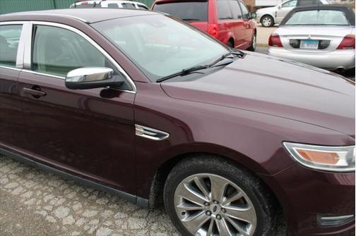 2011 Ford Taurus Limited