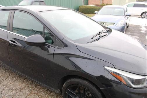 2017 Chevrolet Cruze LT