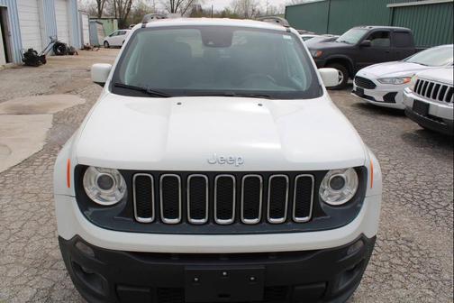Alpine White 2018 Jeep Renegade Latitude