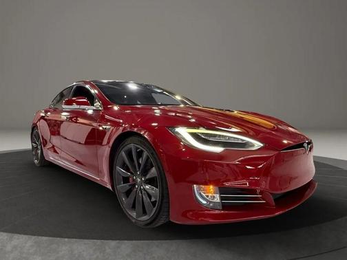 2016 Tesla Model S P90D