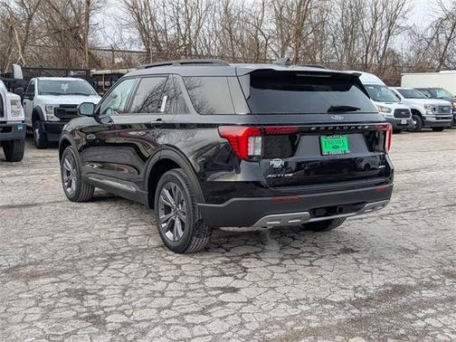 2025 Ford Explorer Active