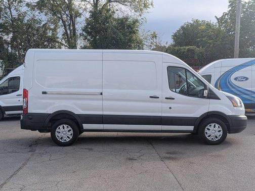 2018 Ford Transit-250 148 WB Medium Roof Cargo