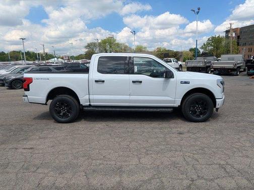 2025 Ford F-150 Lightning XLT