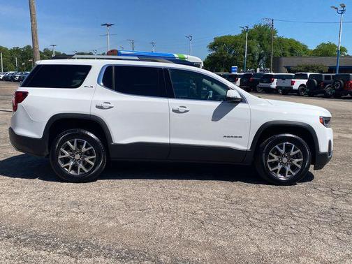 Summit White 2022 GMC Acadia AWD SLE