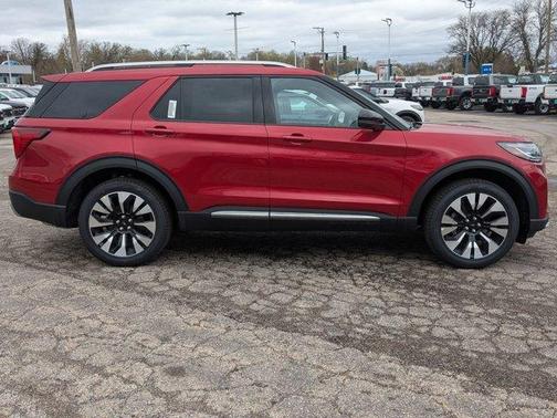 2025 Ford Explorer Platinum