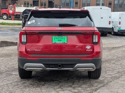 2025 Ford Explorer Platinum