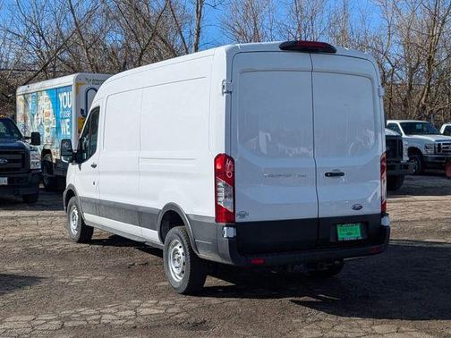 2025 Ford Transit-250 148 WB Medium Roof Cargo