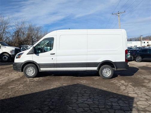 2025 Ford Transit-250 148 WB Medium Roof Cargo