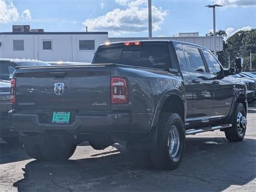 2022 RAM 3500 Laramie