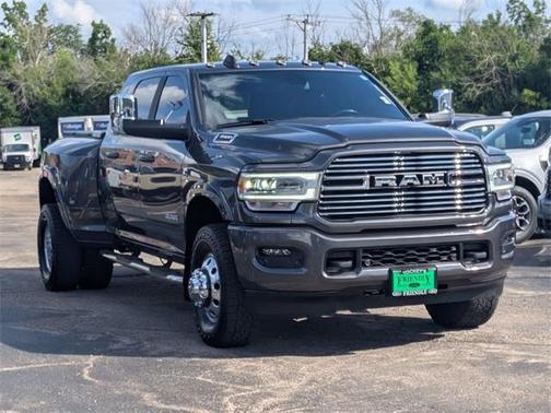 2022 RAM 3500 Laramie