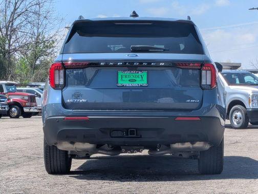 Vapor Blue Metallic 2025 Ford Explorer Active