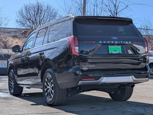 2025 Ford Expedition Platinum