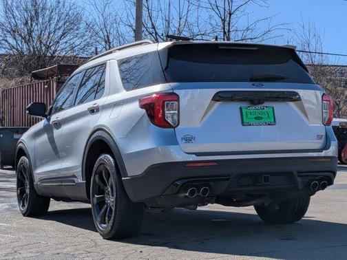 2022 Ford Explorer ST